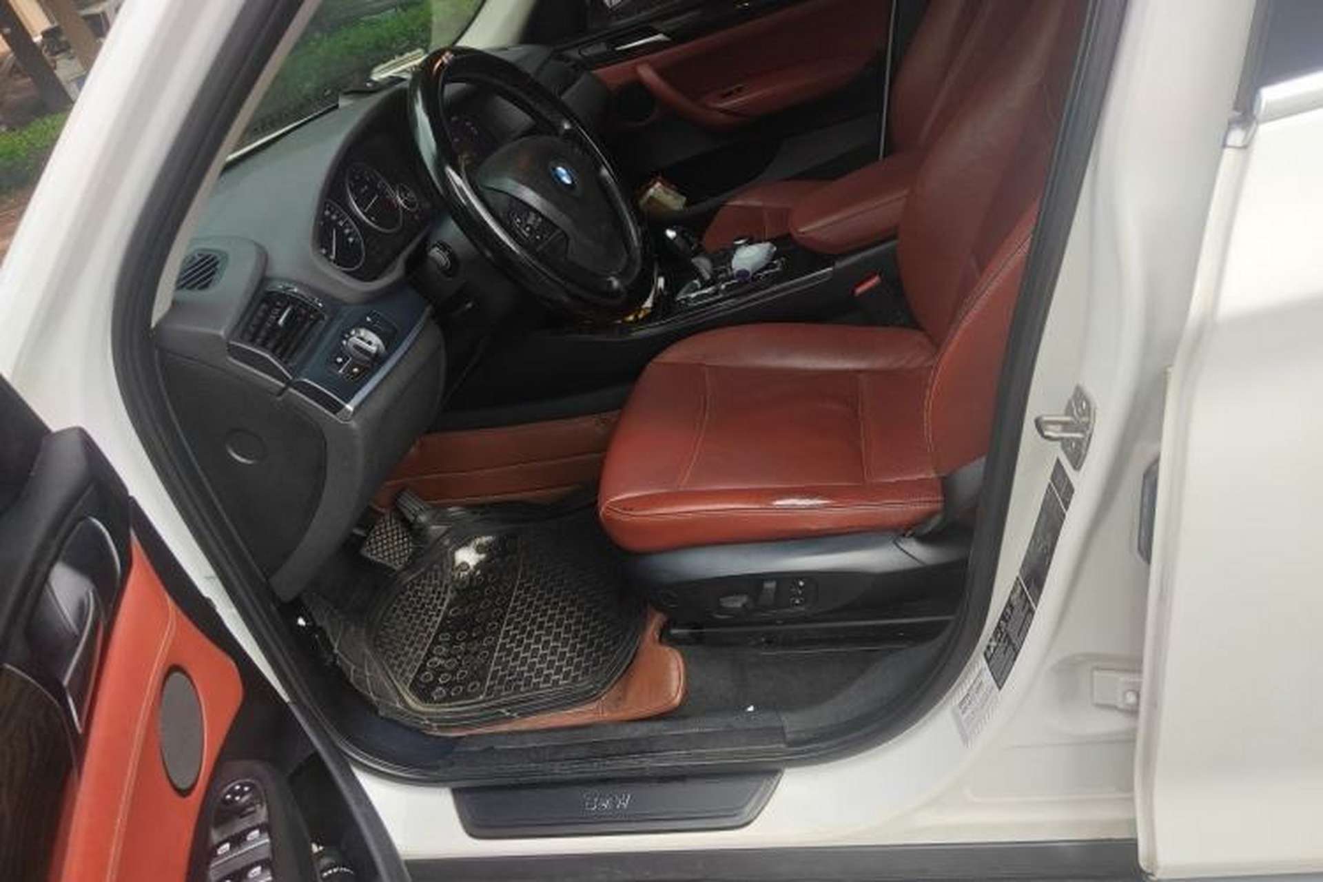 Used BMW X3 2013 xDrive20i Luxury Edition Left Front Seat