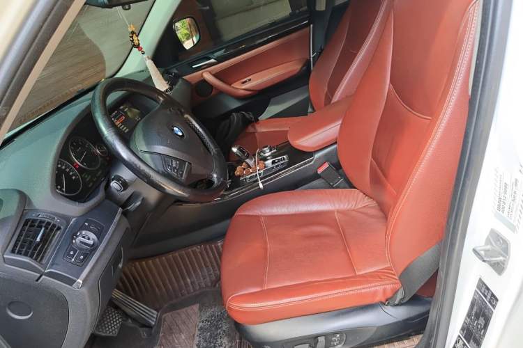 Used BMW X3 2013 Facelifted xDrive20i Luxury Edition Left Front Seat
