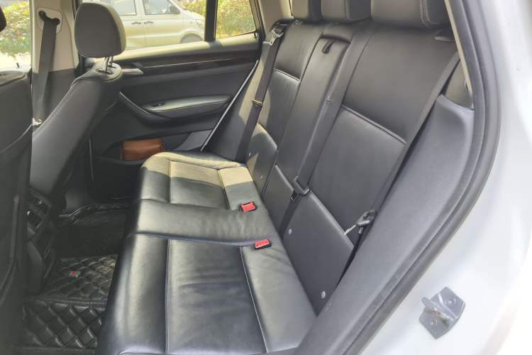 Used BMW X3 2013 Revised xDrive28i Luxury Edition Left Rear Seat