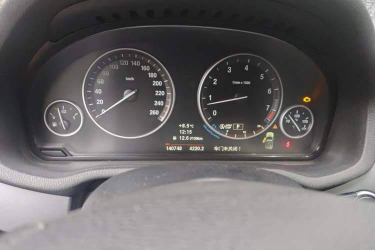 Used BMW X3 2013 Revised xDrive28i Luxury Edition Odometer Close Up
