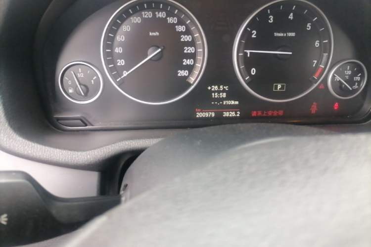 Used BMW X3 2013 xDrive20i Luxury Edition Odometer Close Up