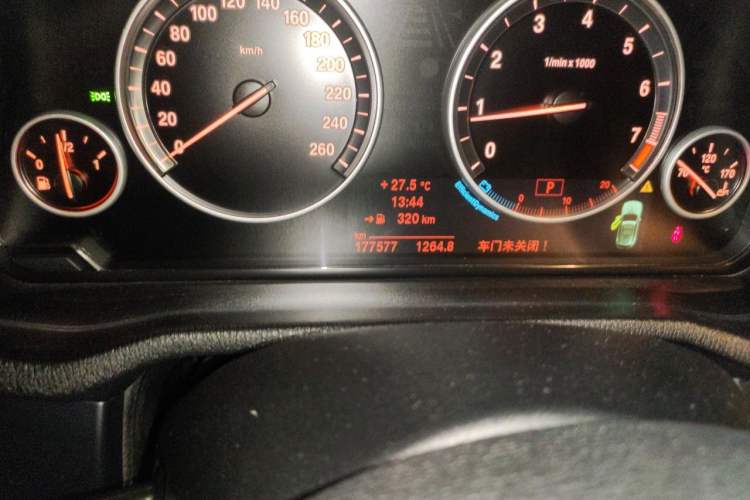 Used BMW X3 2013 Revised xDrive28i Luxury Edition Odometer Close Up