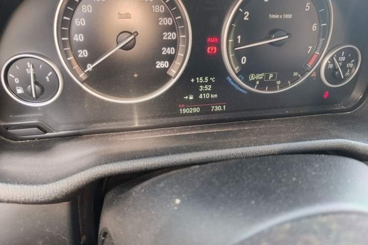 Used BMW X3 2013 xDrive20i Luxury Edition Odometer Close Up