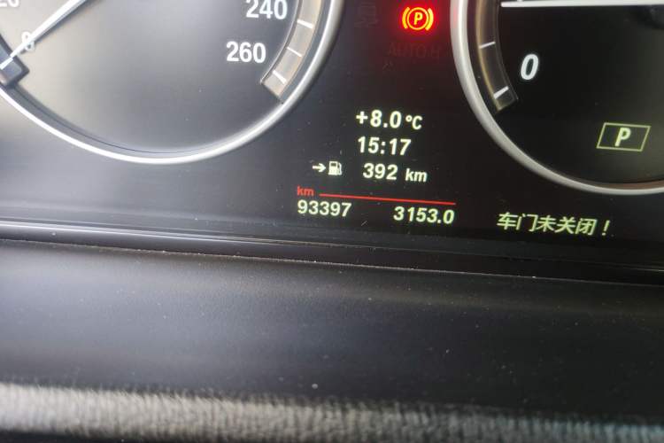 Used BMW X3 2013 xDrive20i Luxury Edition Odometer Close Up