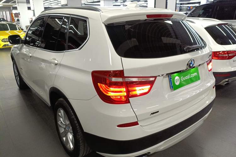 Used BMW X3 2013 Facelifted xDrive20i Luxury Edition Rear Left 45 Deg