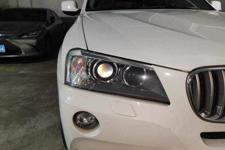 Used BMW X3 2013 Revised xDrive28i Luxury Edition Right Front Headlight