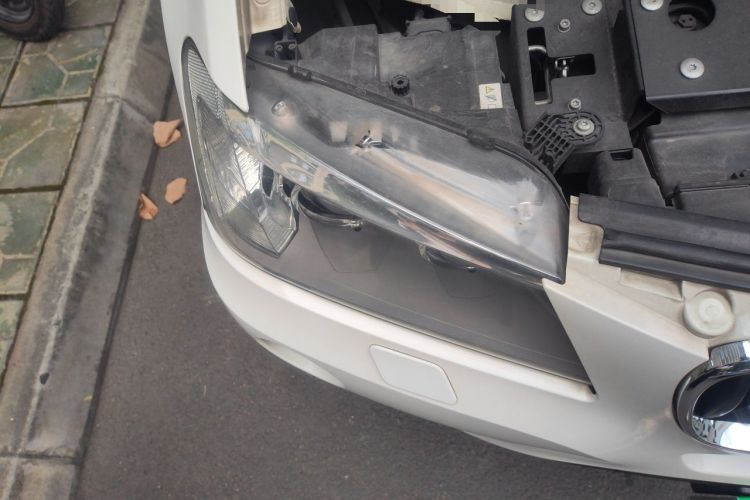 Used BMW X3 2013 xDrive20i Luxury Edition Right Front Headlight