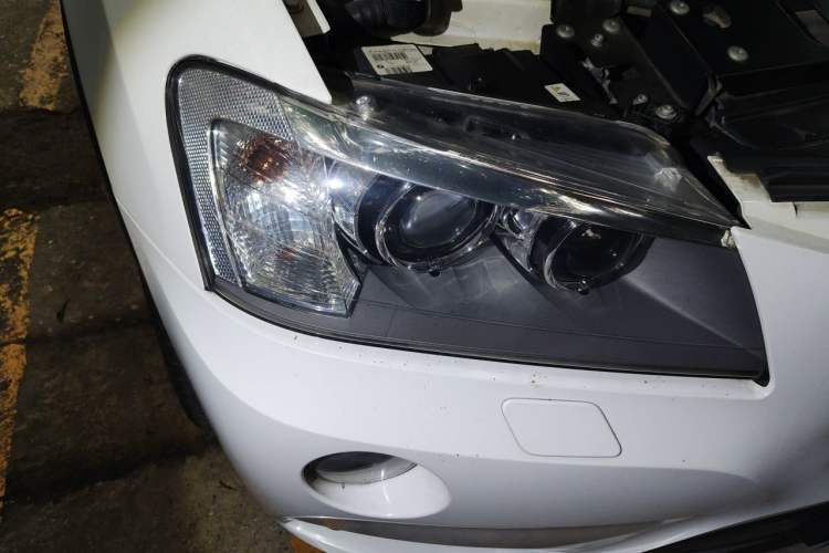 Used BMW X3 2013 Facelifted xDrive20i Luxury Edition Right Front Headlight
