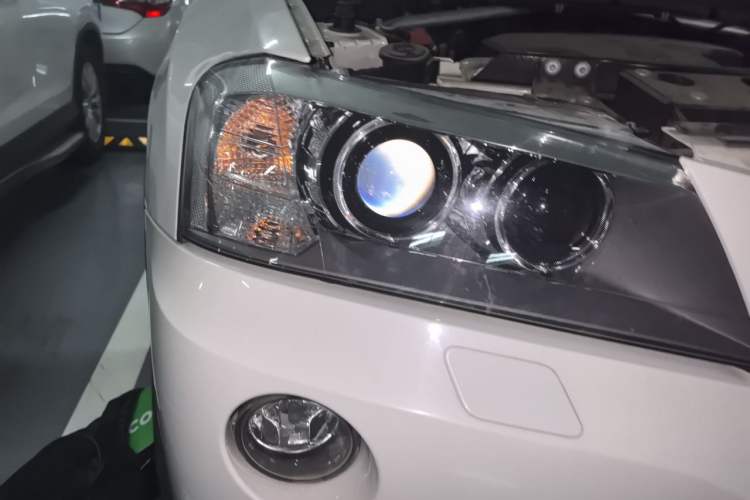 Used BMW X3 2013 xDrive20i Luxury Edition Right Front Headlight