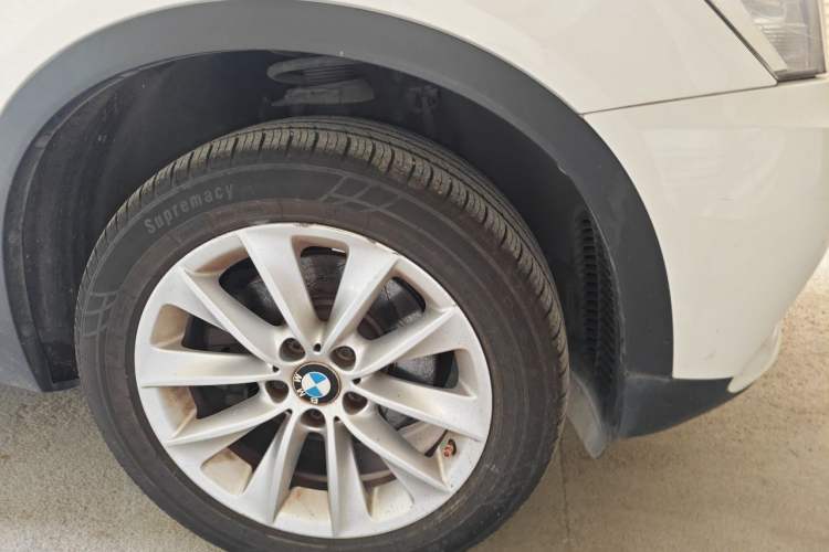 Used BMW X3 2013 Facelifted xDrive20i Luxury Edition Right Front Wheel Hub