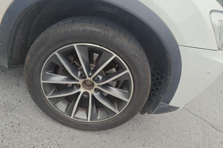Used BMW X3 2013 xDrive20i Luxury Edition Right Front Wheel Hub