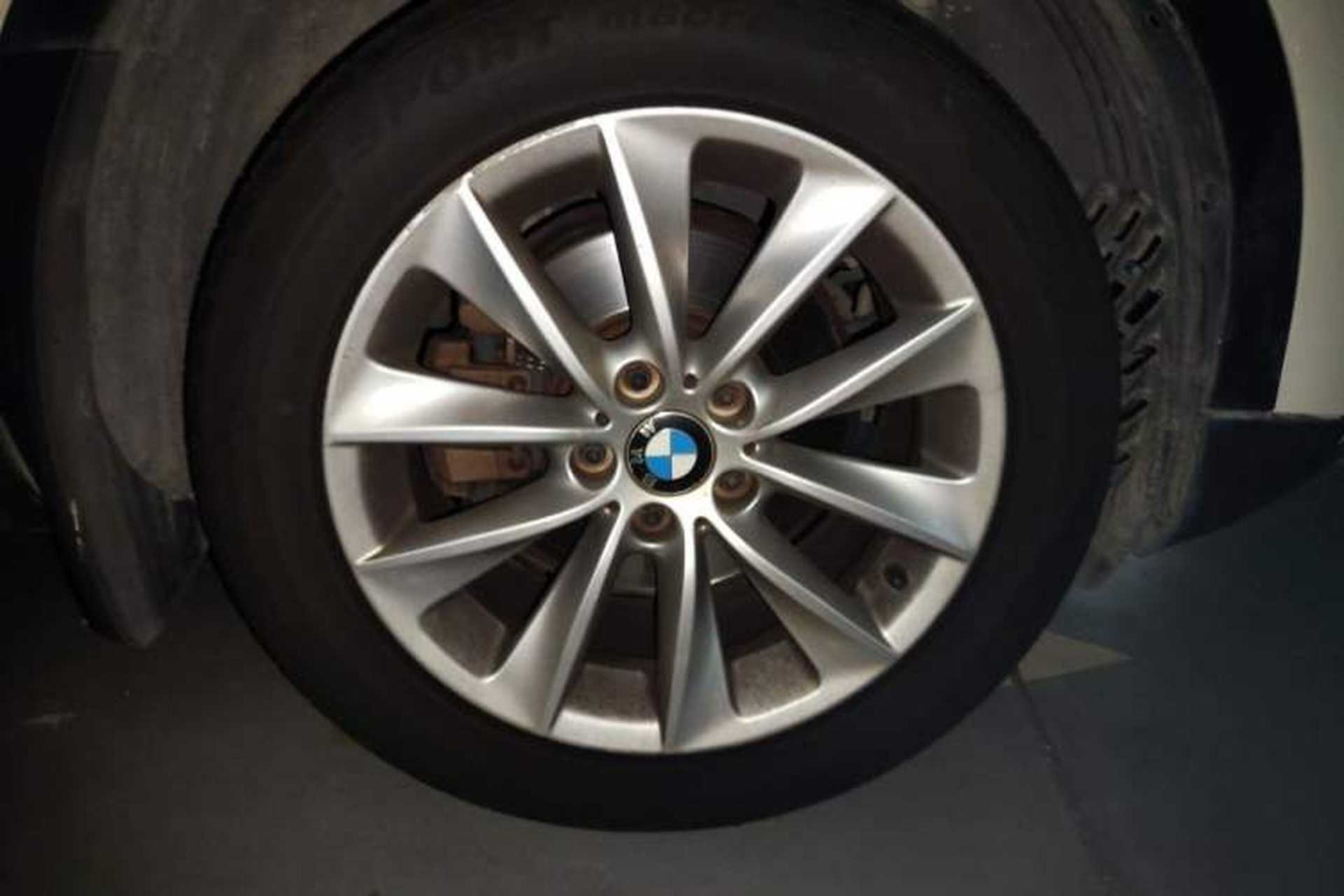 Used BMW X3 2013 Facelifted xDrive20i Luxury Edition Right Front Wheel Hub