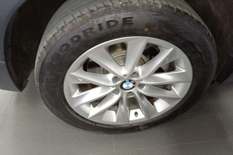 Used BMW X3 2013 Facelifted xDrive20i Luxury Edition Right Rear Wheel Hub