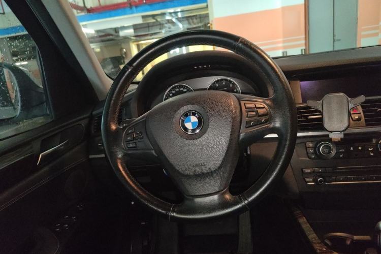 Used BMW X3 2013 Facelifted xDrive20i Luxury Edition Steering Wheel