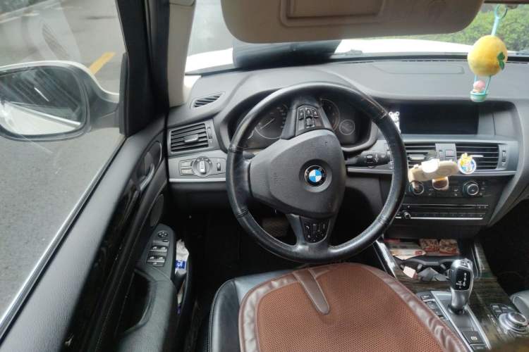 Used BMW X3 2013 xDrive20i Luxury Edition Steering Wheel