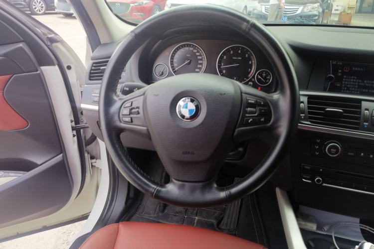 Used BMW X3 2013 xDrive28i Leading Model Steering Wheel