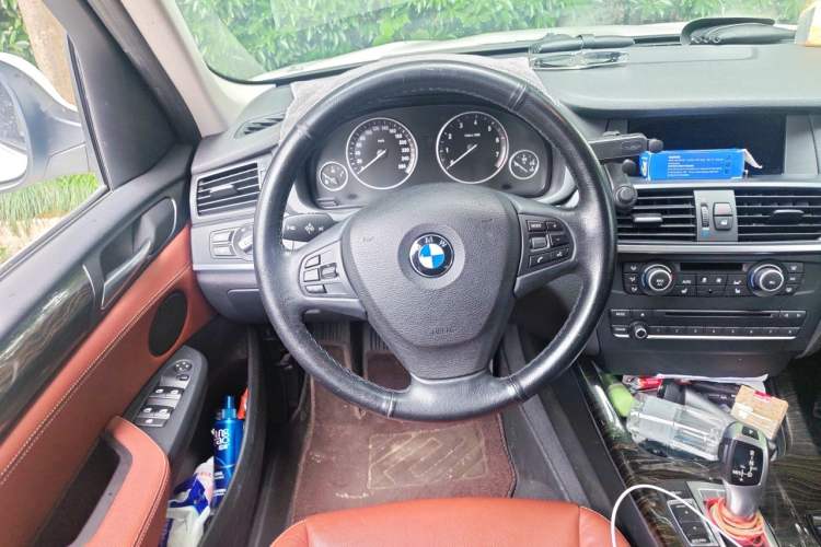 Used BMW X3 2013 xDrive20i Luxury Edition Steering Wheel