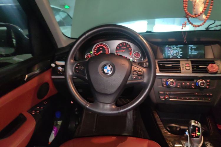 Used BMW X3 2013 Facelifted xDrive20i Luxury Edition Steering Wheel