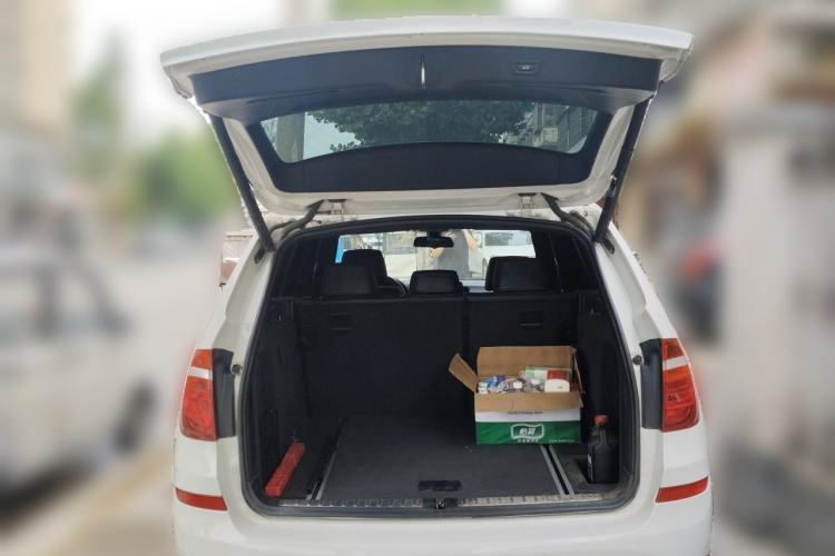 Used BMW X3 2013 Facelifted xDrive20i Luxury Edition Trunk