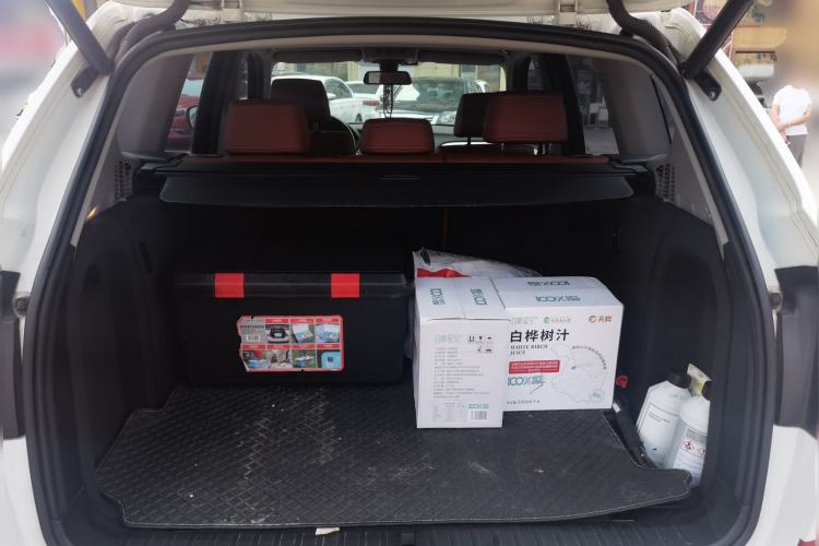 Used BMW X3 2013 xDrive28i Leading Model Trunk