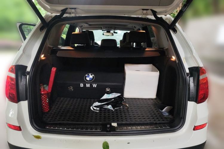 Used BMW X3 2013 Facelifted xDrive20i Luxury Edition Trunk