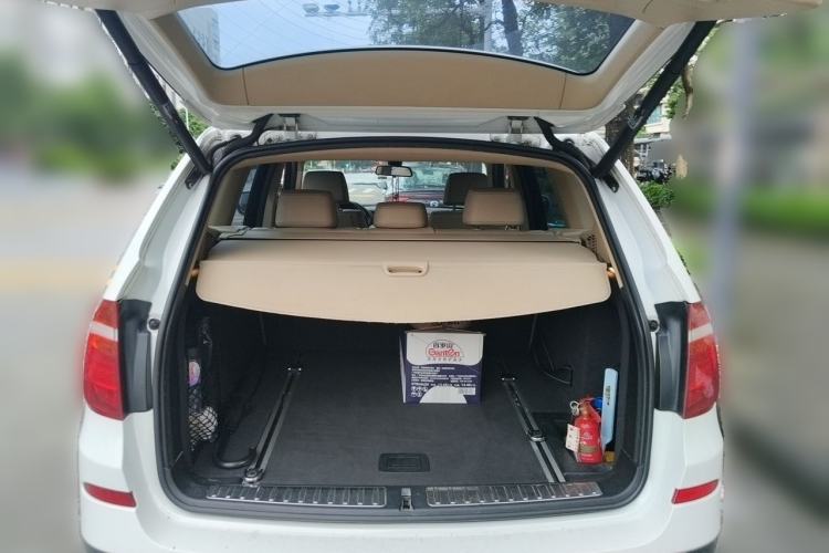 Used BMW X3 2013 xDrive20i Luxury Edition Trunk