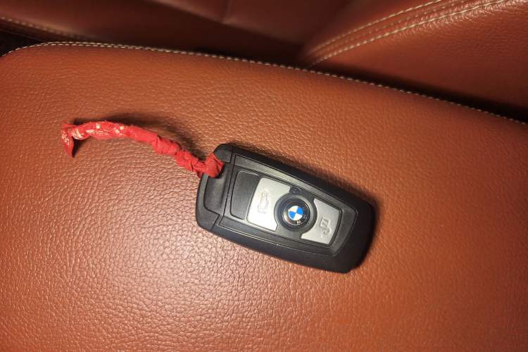 Used BMW X3 2013 xDrive20i Luxury Edition Vehicle Key