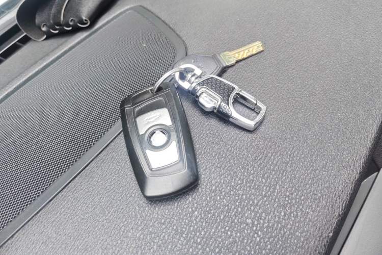 Used BMW X3 2013 xDrive20i Luxury Edition Vehicle Key
