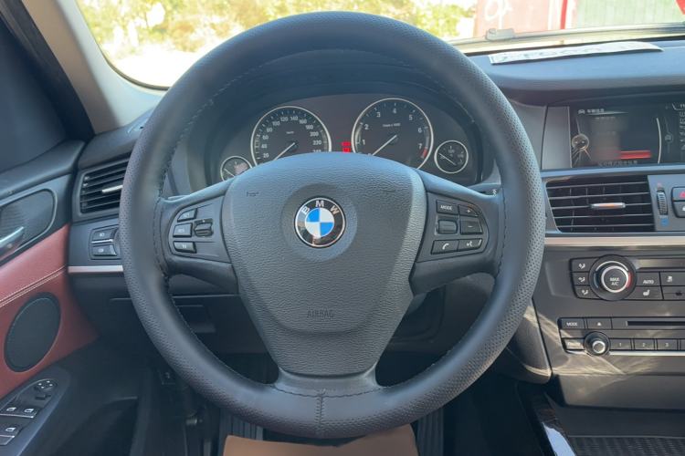 Used BMW X3 2013 Facelifted xDrive20i Luxury Edition Steering Wheel