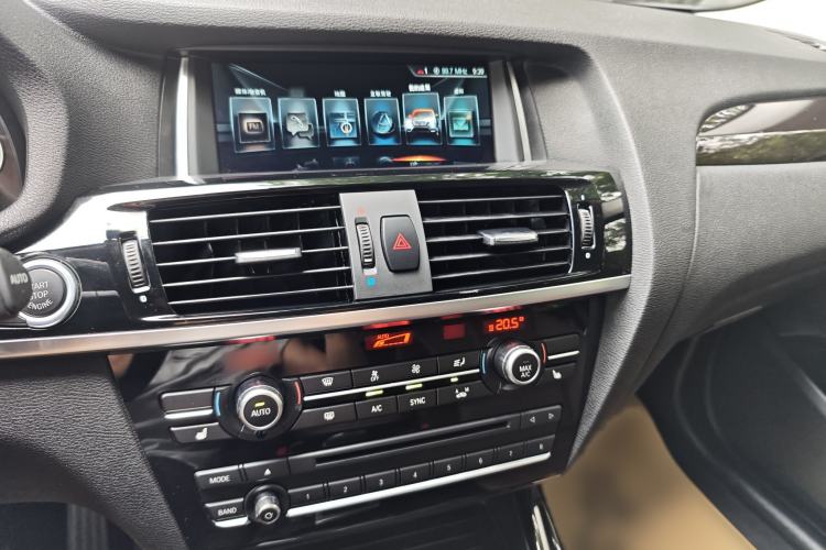 Used BMW X3 2014 xDrive20i X Design Package Audio And AC Panel