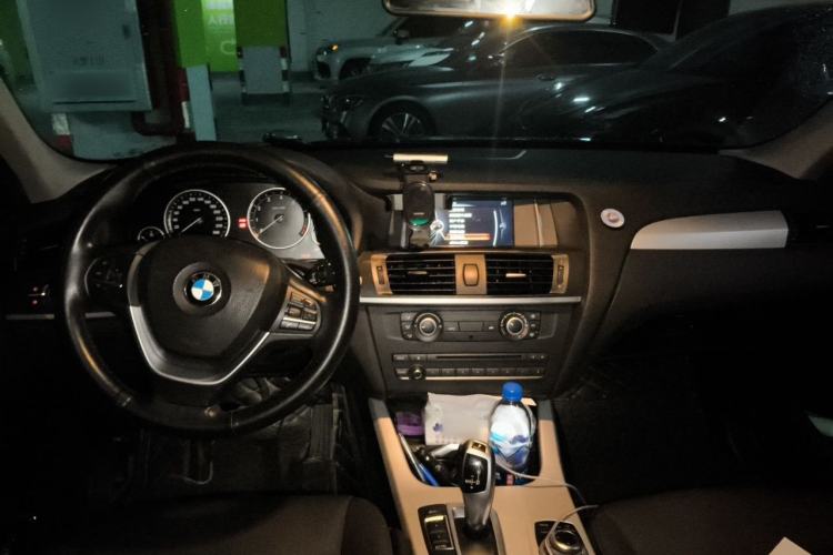 Used BMW X3 2014 xDrive20i Leading Model Center Console