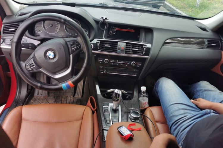 Used BMW X3  Center Console