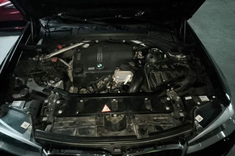 Used BMW X3 2014 xDrive20i Leading Model Engine Bay