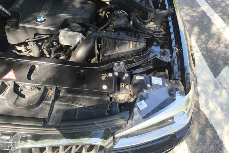 Used BMW X3 2014 xDrive28i X Design Package Engine Bay Left