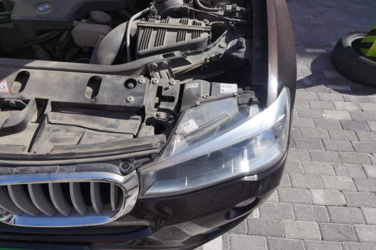 Used BMW X3 2014 xDrive20i X Design Package Engine Bay Left