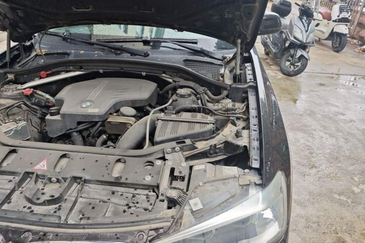 Used BMW X3 2014 xDrive20i X Design Package Engine Bay Left