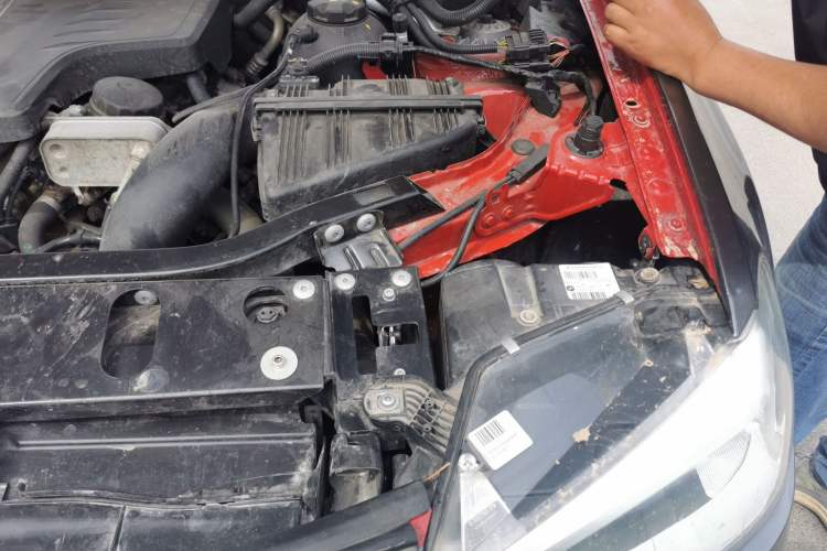 Used BMW X3  Engine Bay Left