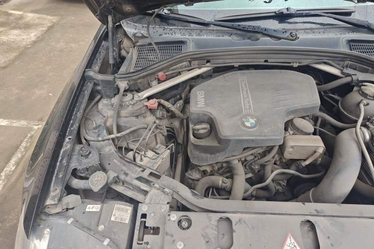 Used BMW X3 2014 xDrive20i X Design Package Engine Bay Right