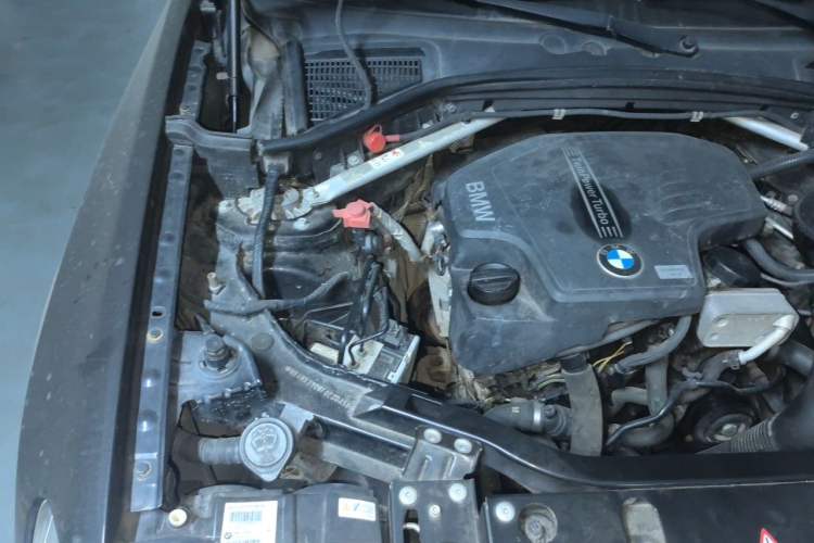 Used BMW X3 2014 xDrive20i Leading Model Engine Bay Right