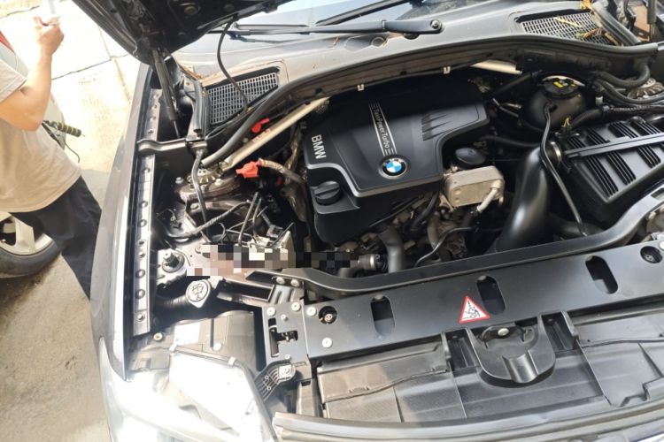Used BMW X3 2014 xDrive20i X Design Package Engine Bay Right