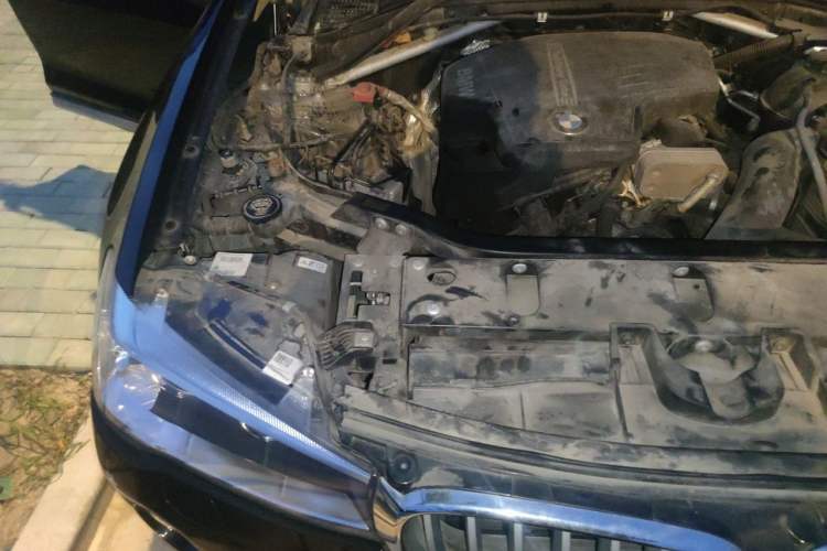 Used BMW X3 2014 xDrive28i X Design Package Engine Bay Right