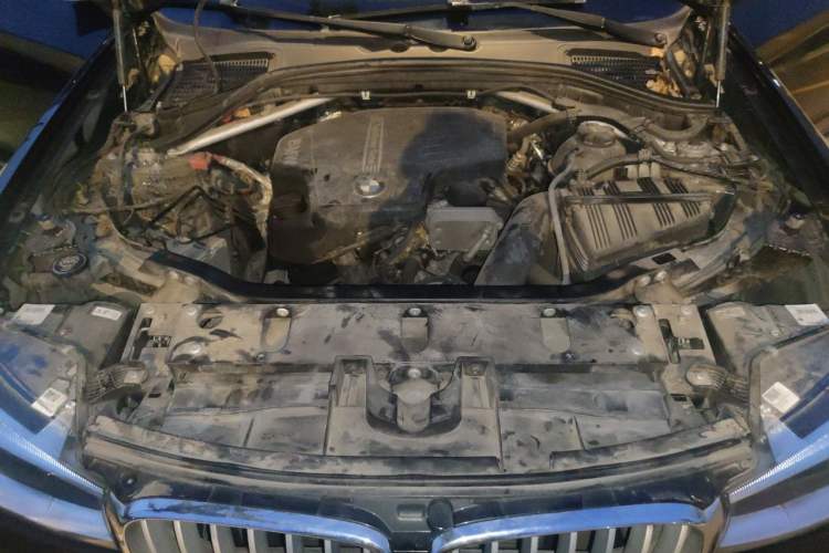 Used BMW X3 2014 xDrive28i X Design Package Engine Bay
