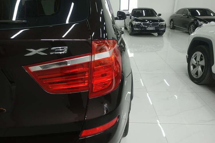 Used BMW X3 2014 xDrive28i X Design Package Exterior 6