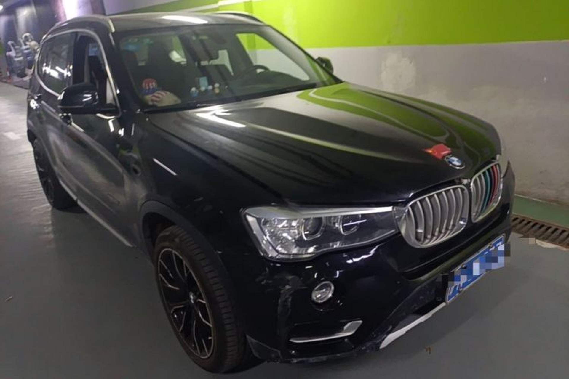Used BMW X3 2014 xDrive20i Leading Model Front Right 45 Deg
