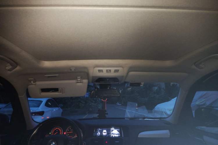 Used BMW X3 2014 xDrive20i Leading Model Headliner