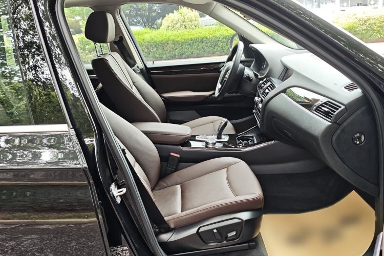Used BMW X3 2014 xDrive20i X Design Package Interior 7
