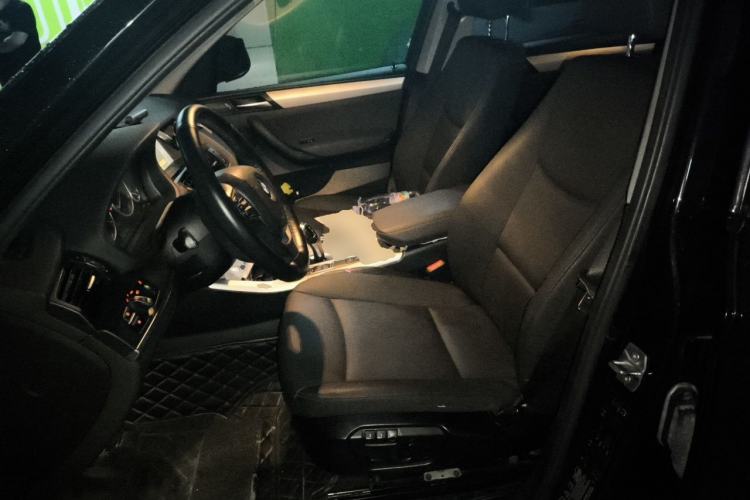 Used BMW X3 2014 xDrive20i Leading Model Left Front Seat