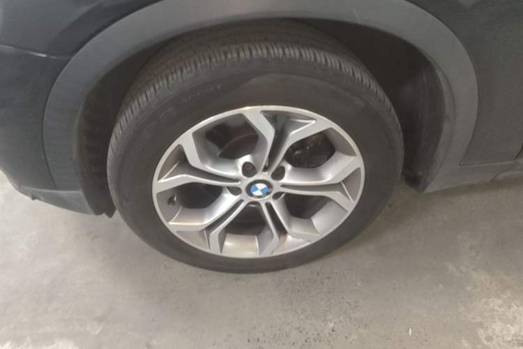 Used BMW X3 2014 xDrive20i X Design Package Left Front Wheel Hub
