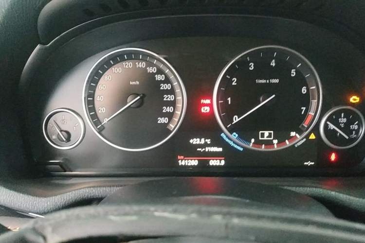 Used BMW X3 2014 xDrive28i X Design Package Odometer Close Up