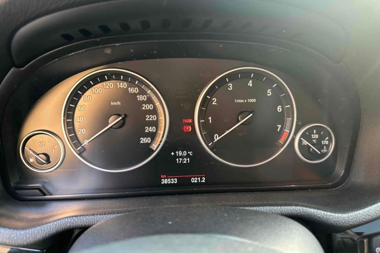 Used BMW X3 2014 xDrive20i X Design Package Odometer Close Up